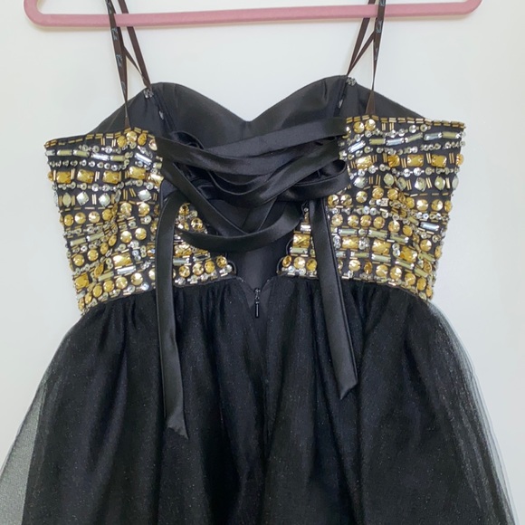 Homecoming Dress - Picture 3 of 4